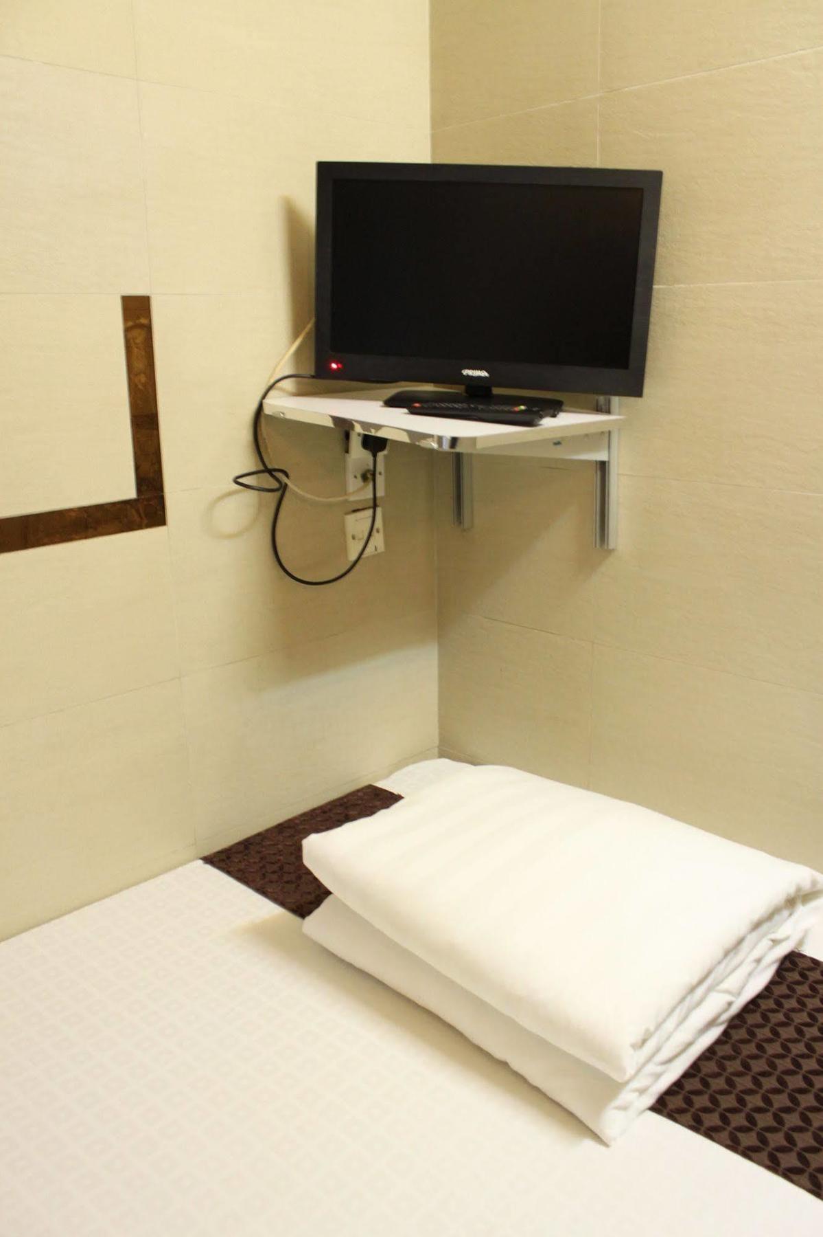 New Grand Guest House Hong Kong Exterior photo